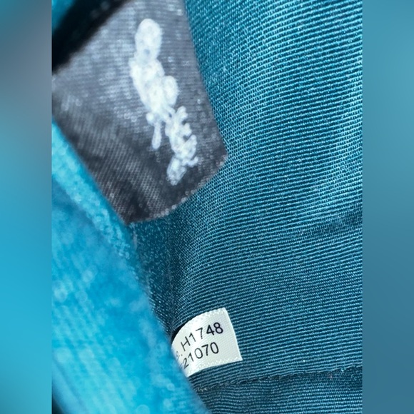 Coach Metallic Teal Wristlet - Picture 5 of 6